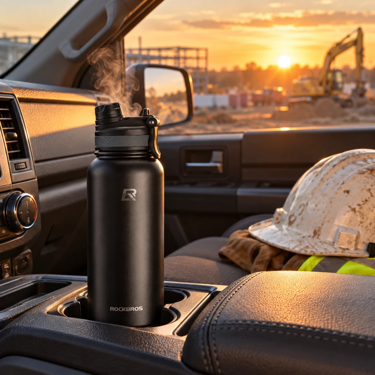 HotShift Work Flask 1L black in a truck cupholder